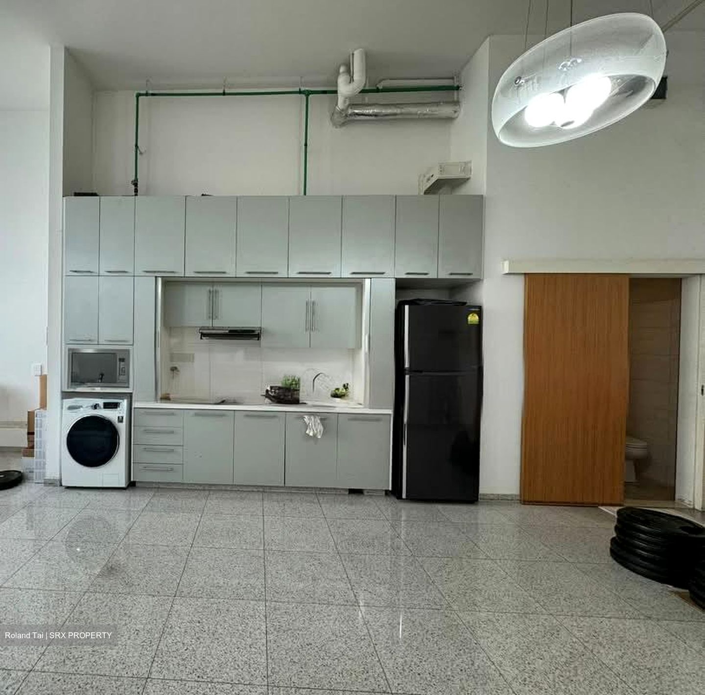 The Central (D1), Office #604751381